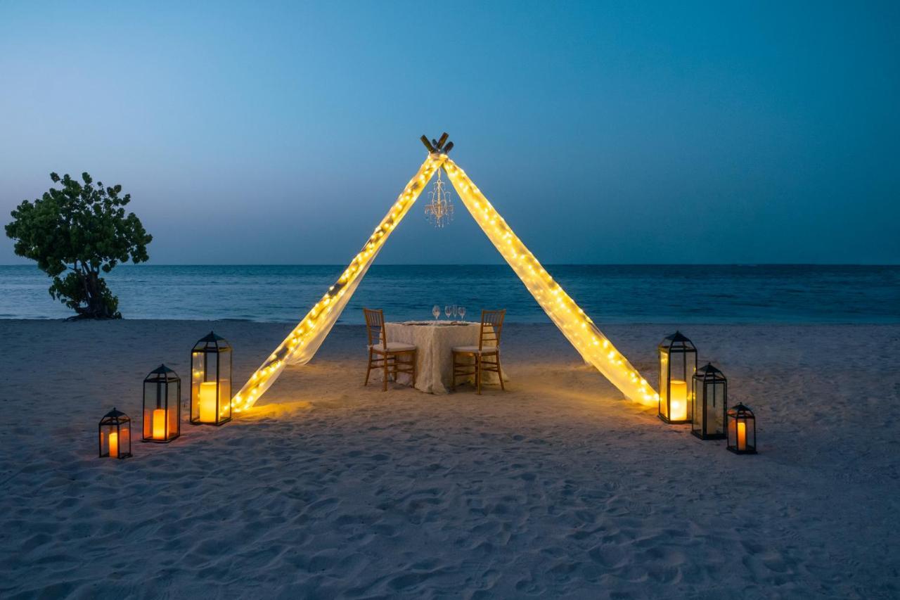 Iberostar Waves Rose Hall Beach Montego Bay Exteriör bild