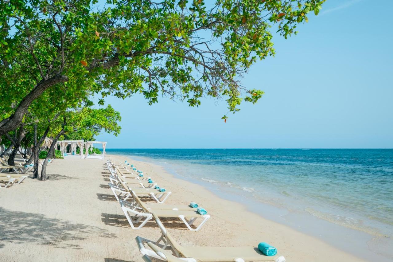 Iberostar Waves Rose Hall Beach Montego Bay Exteriör bild