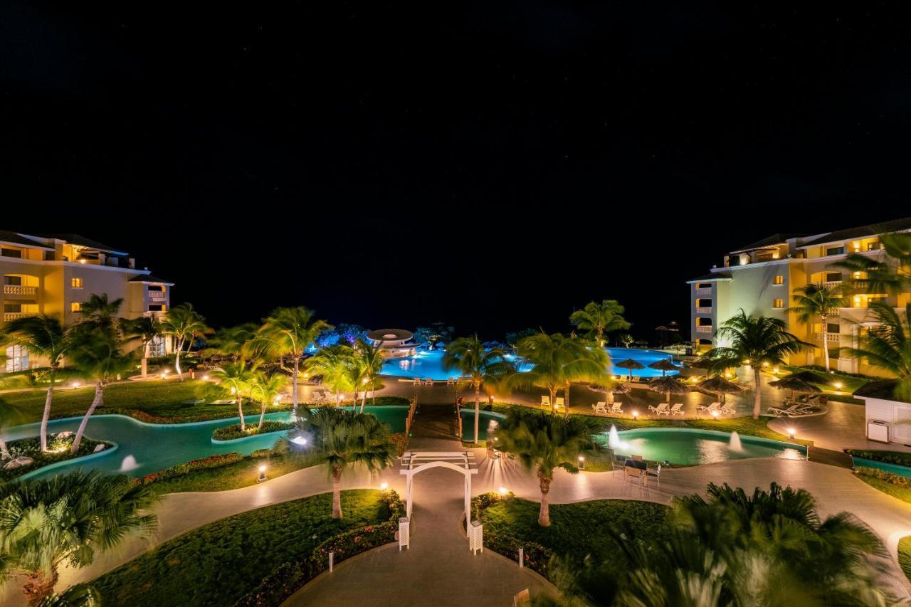 Iberostar Waves Rose Hall Beach Montego Bay Exteriör bild