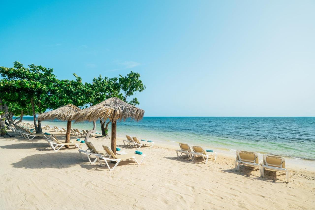 Iberostar Waves Rose Hall Beach Montego Bay Exteriör bild